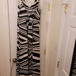White and Black Striped Long Maxi Cato Front Tie Dress Size Large
